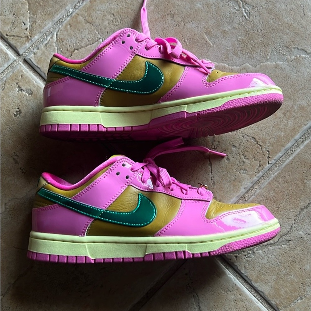 Nine dunk